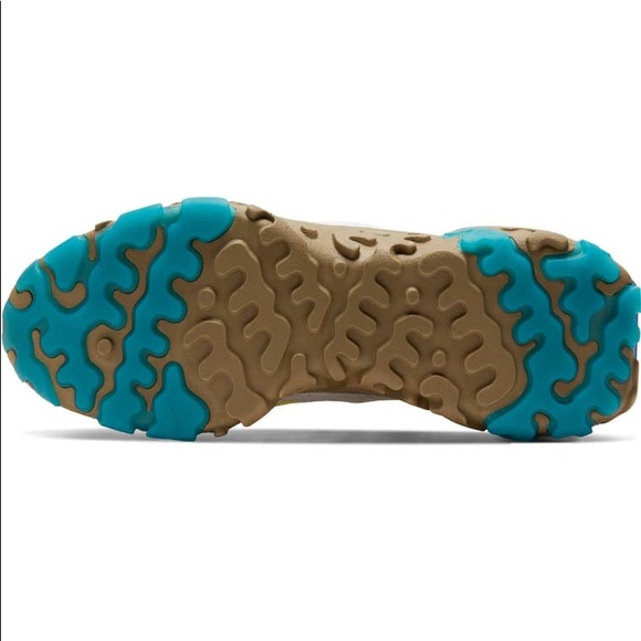 NIKE React Vision in Photon Dust/Hyper Blue - Picture 4 of 8